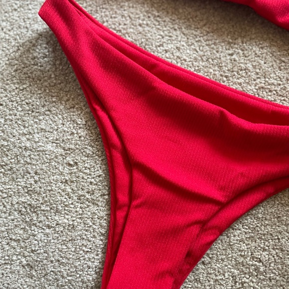 ✨ Tie Shoulders Ribbed Bikini ✨ - Picture 4 of 7